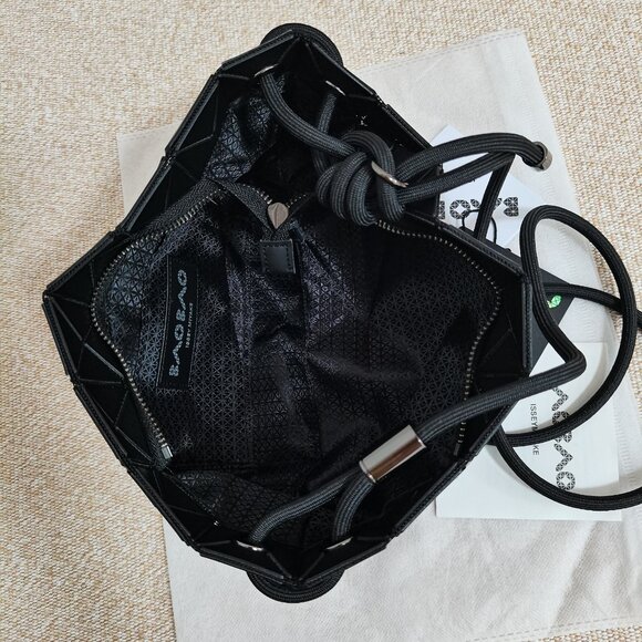 Issey Miyake Black Adjustable Strap Shoulder Bag - Picture 3 of 9